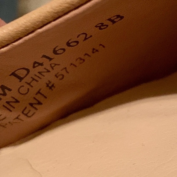 Cole Haan Air Monica Ballet Flats Cap Toe Patent Tan Leather Bow D41662 Wms 8 - Picture 4 of 6